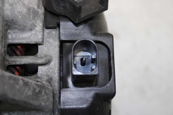 ALTERNARTEUR BMW 170A - Vue 4